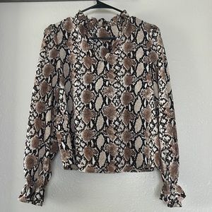 NWOT Shein xs snake skin blouse with ruffle accident on collar and sleeves